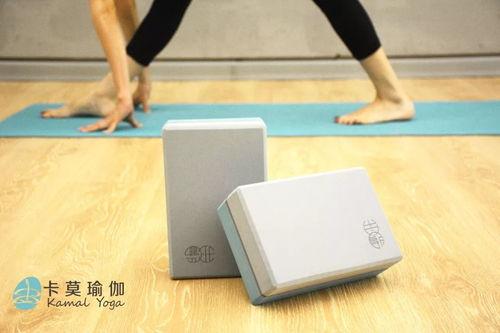 成人砖块瑜伽图片大全视频,跟随视频教程轻松入门  第1张