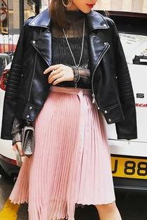 成人皮衣趣味女装视频  第2张